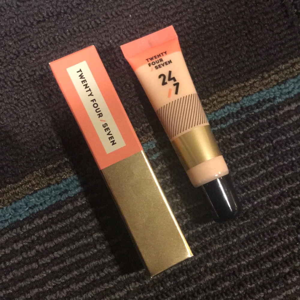 KOREAN COSMETIC TOUCH UP SKIN PERFECTING CREAM